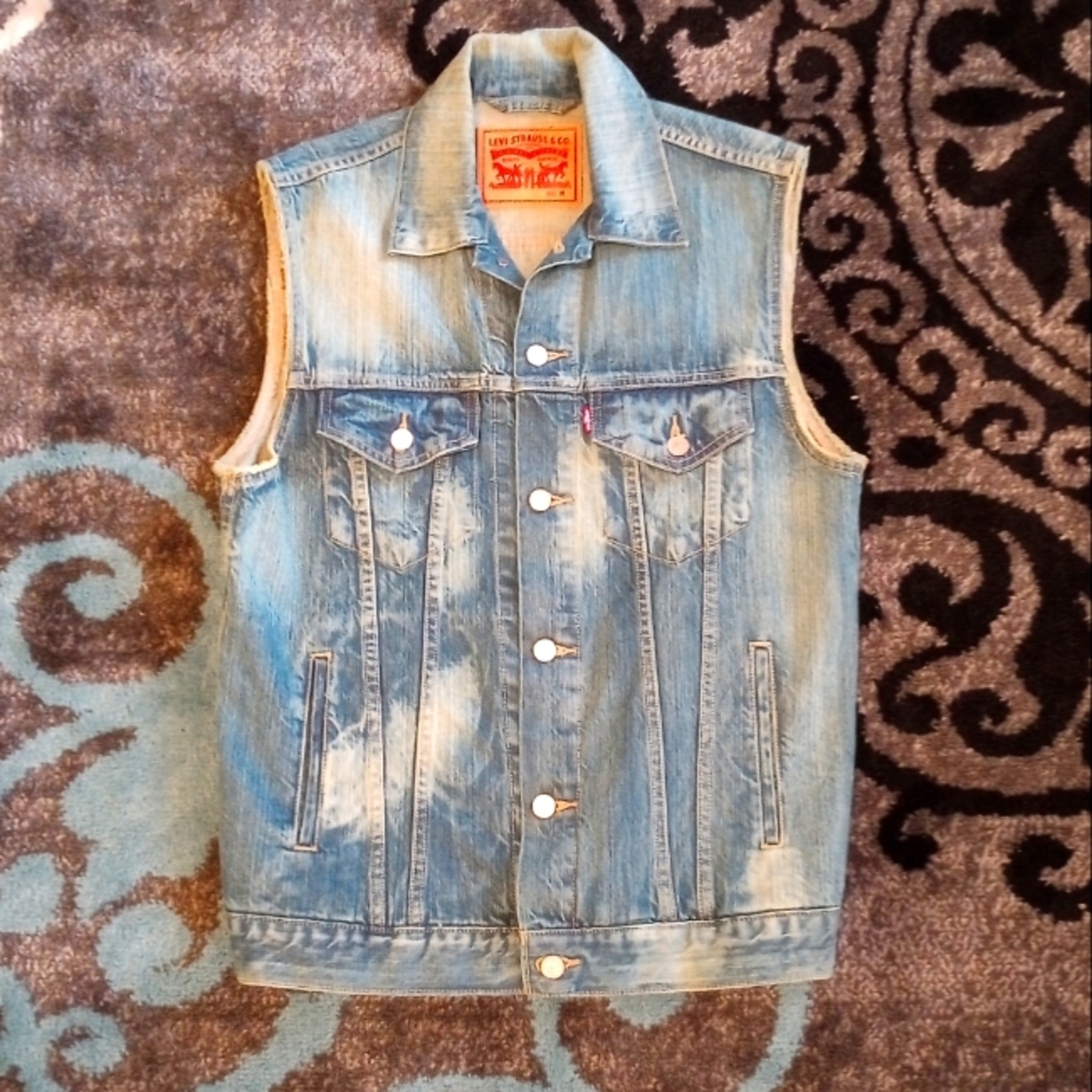 Levi's Denim Vest - M